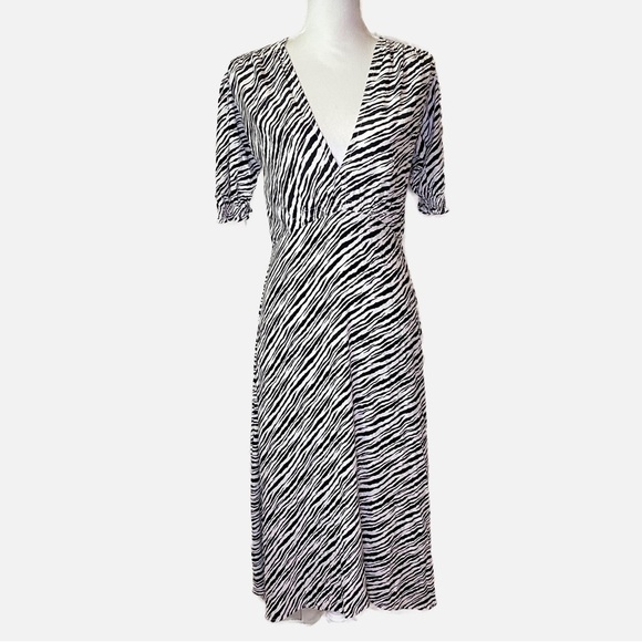 NWT Faithfull the Brand Marie Louise Midi Dress Blance Animal Print Size 4 - Picture 10 of 10